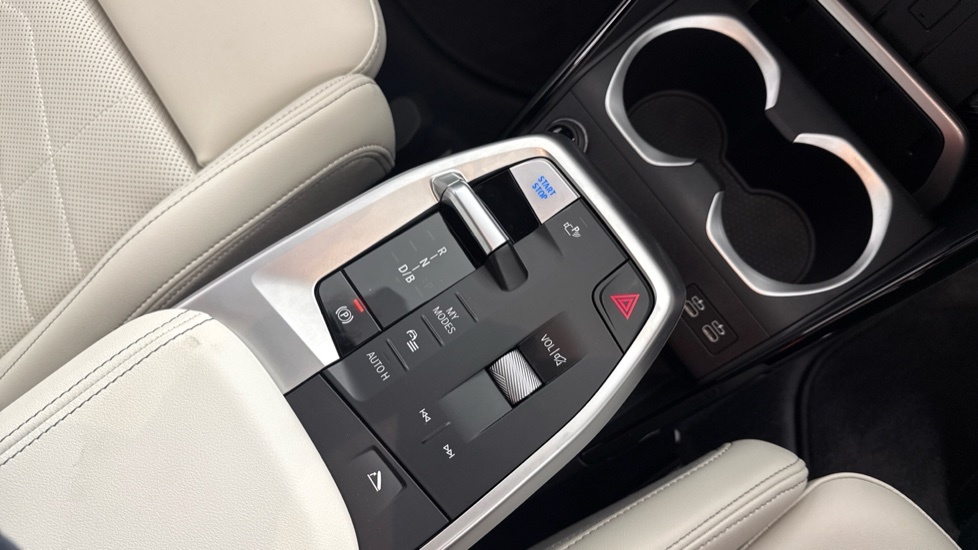 BMW iX1 150Kw Edrive20 Shadow Edition 65Kwh Silver #10