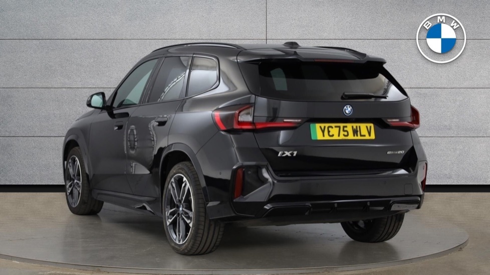 BMW iX1 M Sport Black #2