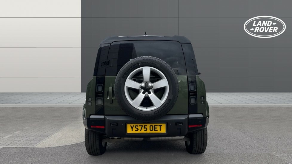 Land Rover Defender 90 X-dynamic Se Green #6