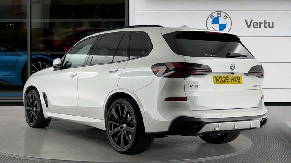 BMW X5 M M Sport White #2