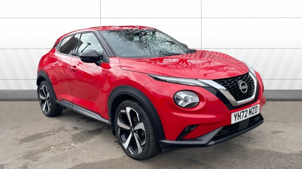Nissan Juke Tekna Red