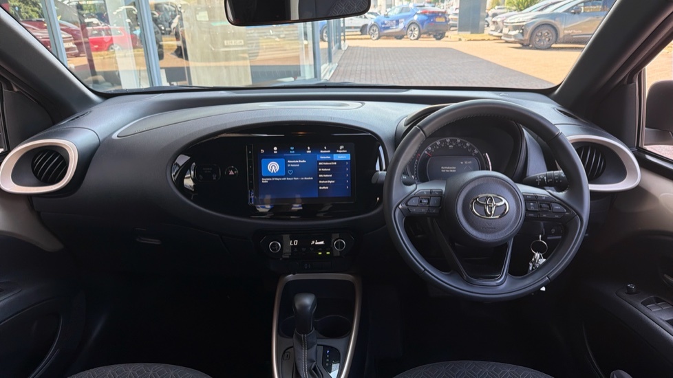 Toyota Aygo X Edge Gold #6