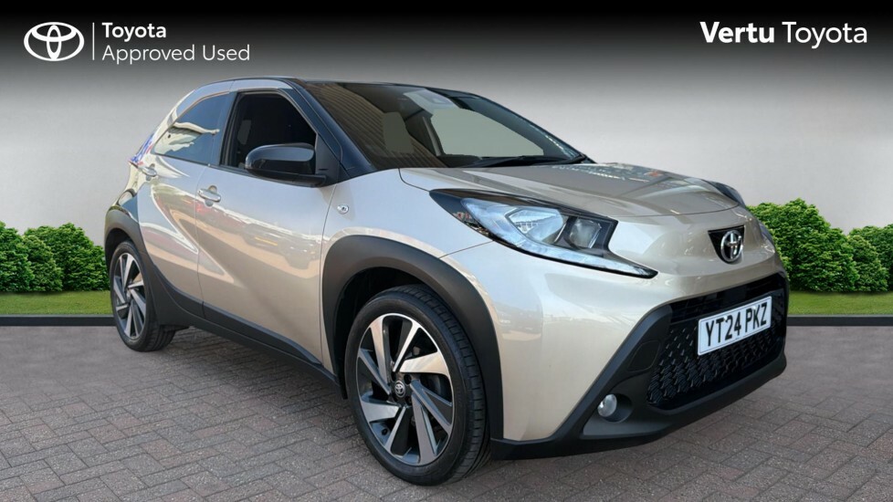 Toyota Aygo X Edge Gold