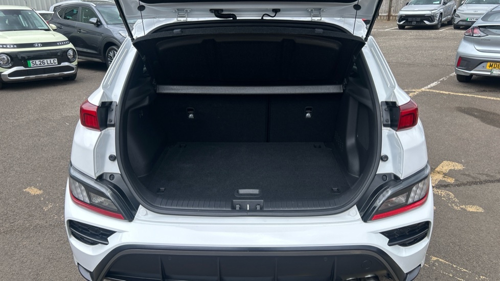 Hyundai Kona N Line WM72GYG White #4