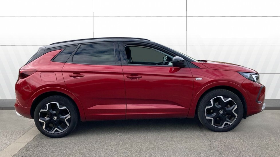 Vauxhall Grandland Ultimate Red #5
