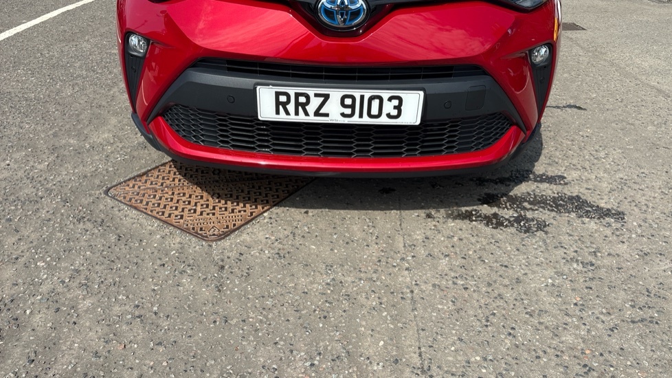 Toyota C-Hr 1.8L Dynamic Blue #36
