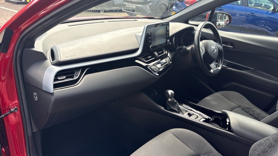 Toyota C-Hr 1.8L Dynamic Blue #9