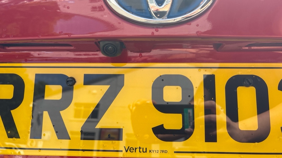 Toyota C-Hr 1.8L Dynamic Blue #22