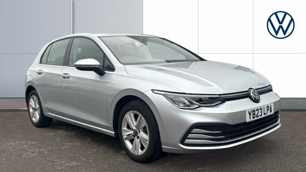 Volkswagen Golf Life Silver