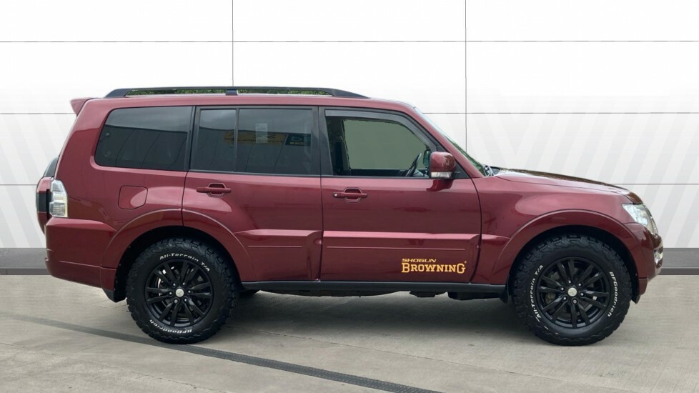 Mitsubishi Shogun Sg3 Red #5