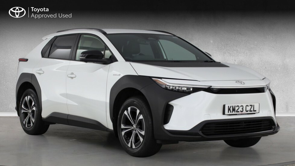 Toyota bZ4X Motion White