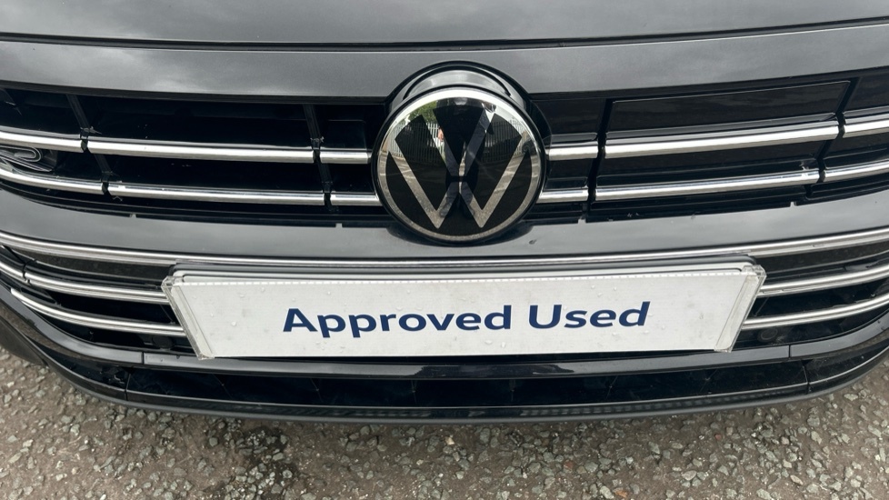 Volkswagen Arteon R-line Black #40
