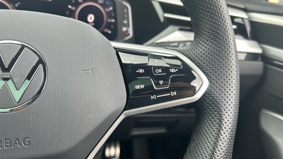 Volkswagen Arteon R-line Black #18