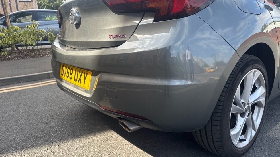 Vauxhall Astra 1.4T 16V 150 Sri Vx-line Nav Black #40