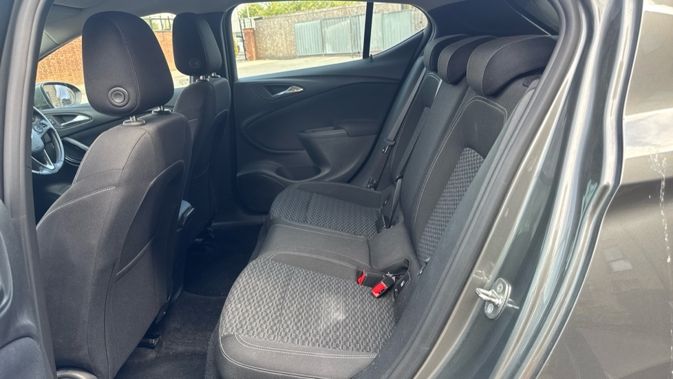 Vauxhall Astra 1.4T 16V 150 Sri Vx-line Nav Black #16