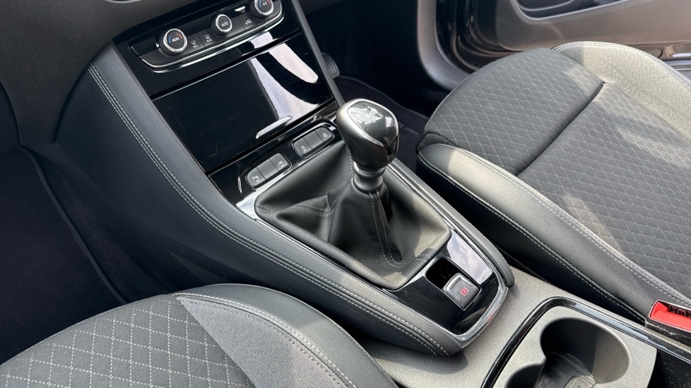 Vauxhall Grandland Ultimate Grey #13