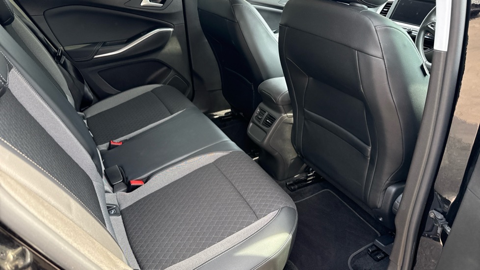 Vauxhall Grandland Ultimate Grey #16