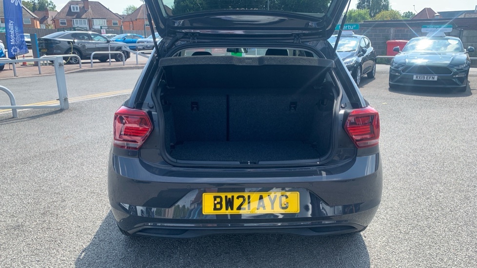 Volkswagen Polo Match Grey #4