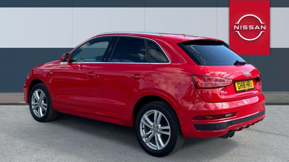 Audi Q3 S Line Edition Red #2