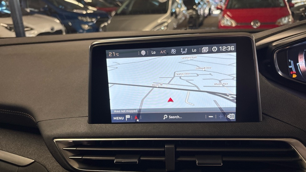 Peugeot 5008 Suv White #12