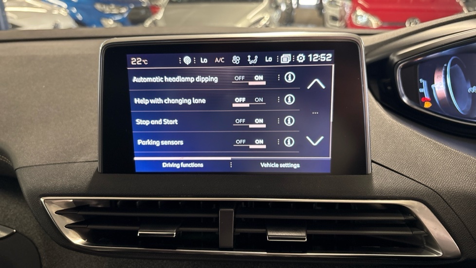 Peugeot 5008 Suv White #38