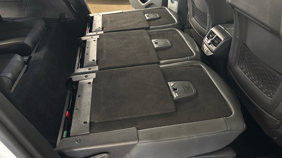 Peugeot 5008 Suv White #67