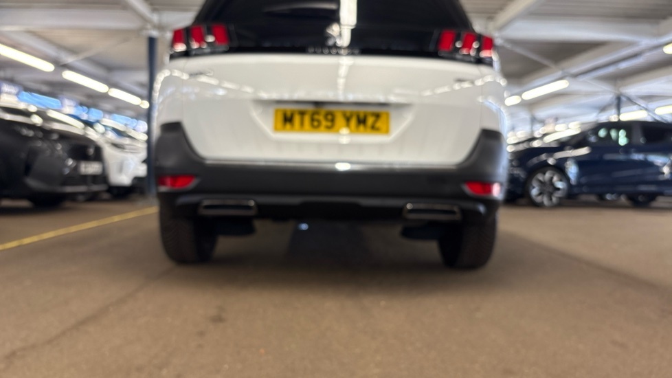 Peugeot 5008 Suv White #51