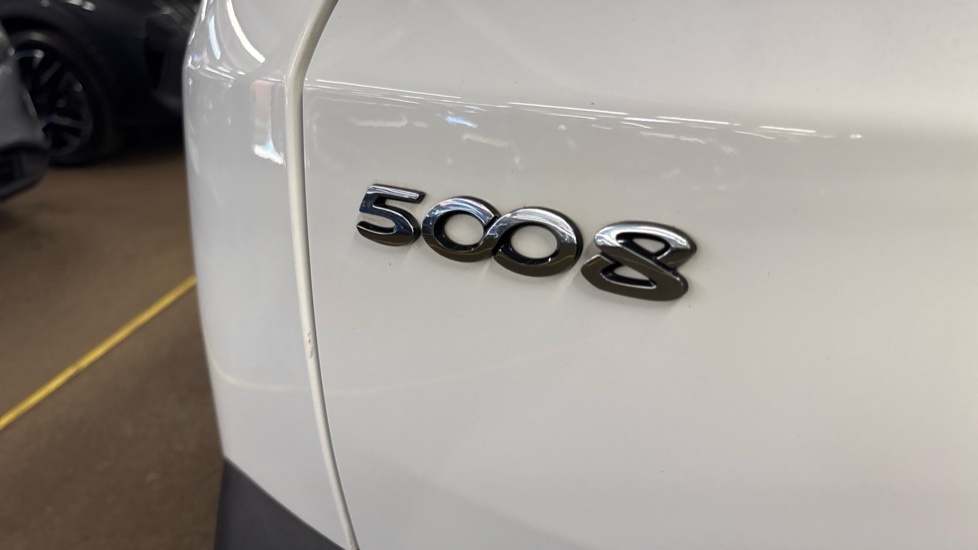Peugeot 5008 Suv White #48