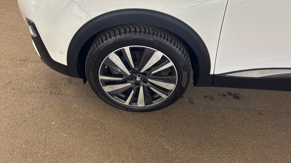 Peugeot 5008 Suv White #59