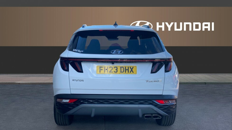 Hyundai Tucson Premium FH23DHX White #6
