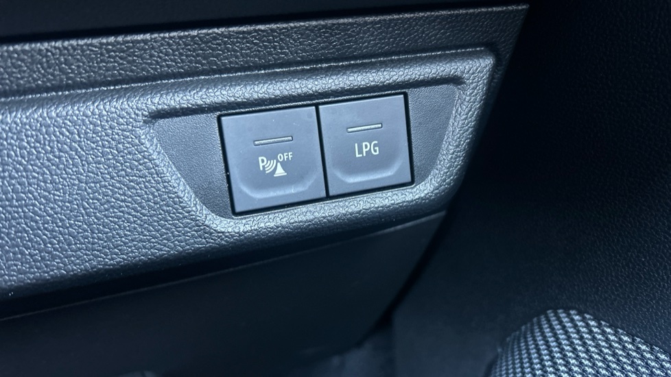 Dacia Sandero 1.0 Tce Journey 2023 Green #26