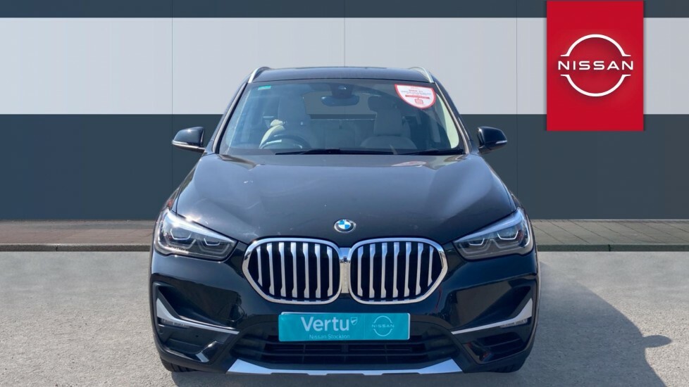 BMW X1 Xline Black #3