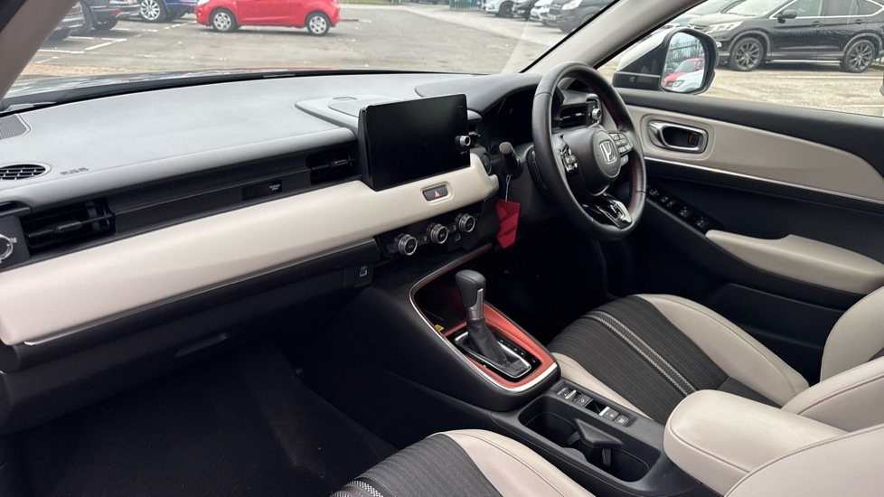 Honda Hr-V Advance Style Black #2