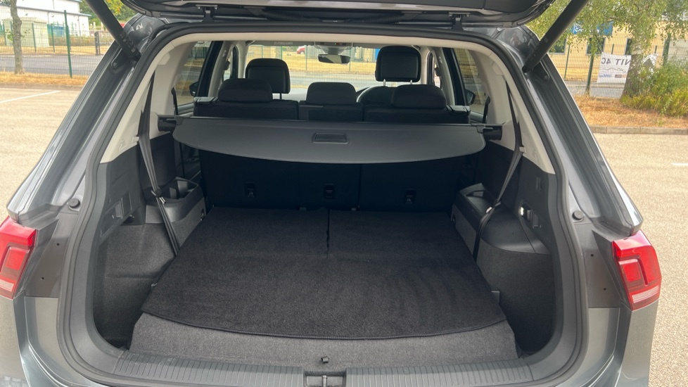 Volkswagen Tiguan Allspace Life Grey #4