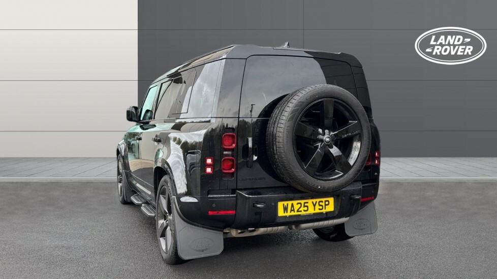 Land Rover Defender 110 X-dynamic Se Black #2