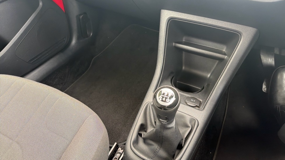 Volkswagen Up 1.0 Move Up Asg Red #13