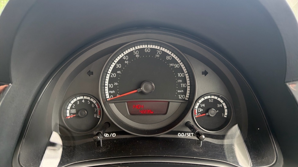 Volkswagen Up 1.0 Move Up Asg Red #18