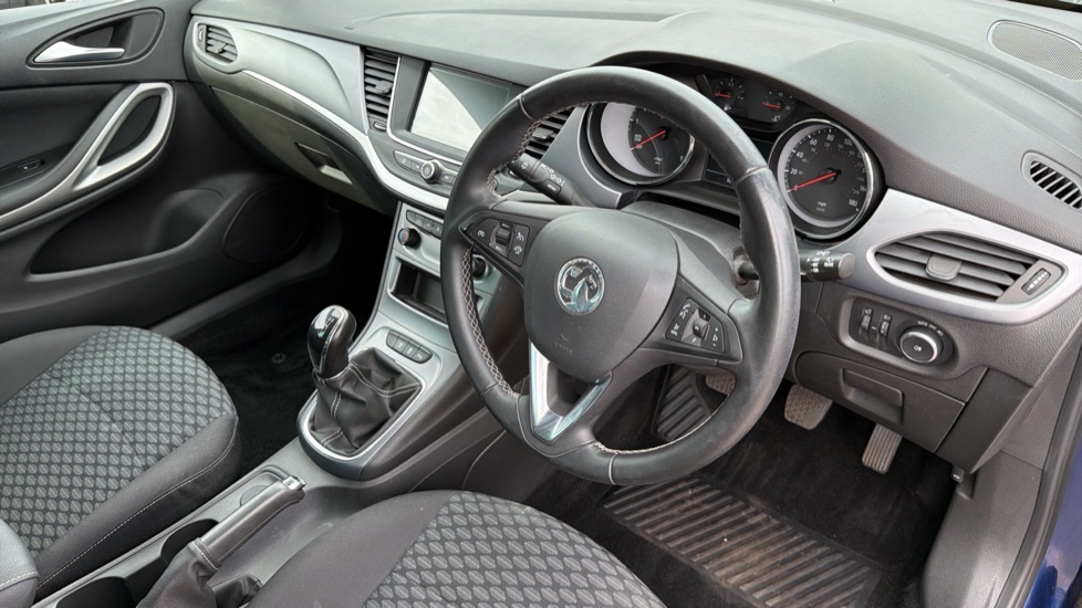 Vauxhall Astra 1.2 Turbo 145 Griffin Edition Black #11