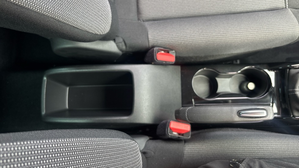 Citroen C3 Aircross 1.2 Puretech 110 Shine Blue #32