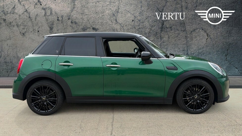 Mini Hatch Cooper Exclusive NU23HHN Green #3