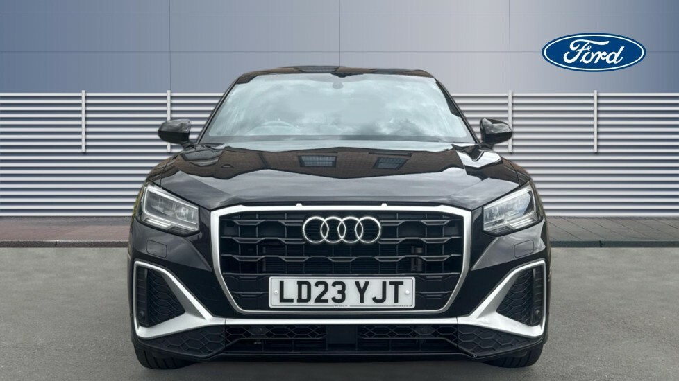 Audi Q2 S Line LD23YJT Black #3