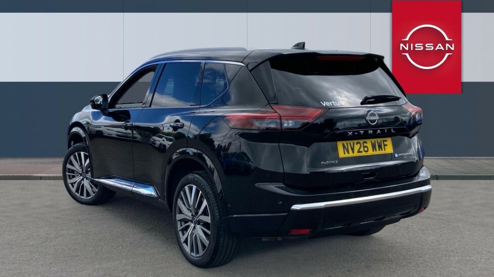 Nissan X-Trail Tekna Black #2