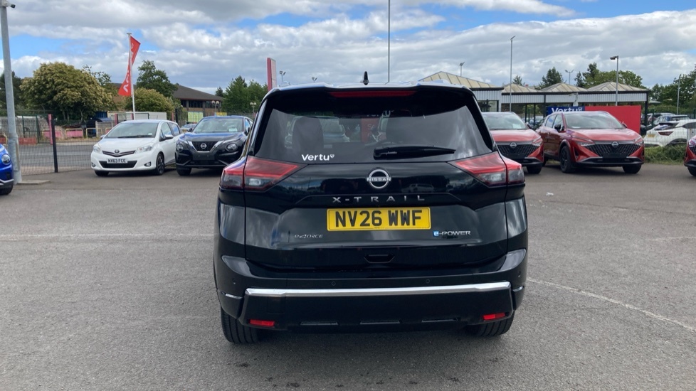 Nissan X-Trail Tekna Black #4