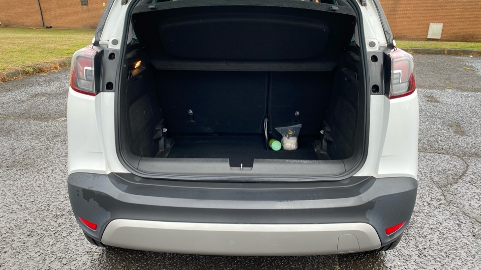Vauxhall Crossland X Griffin White #4