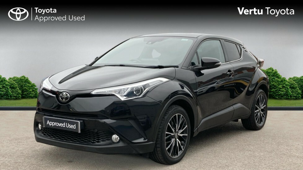 Toyota C-Hr Excel White #3