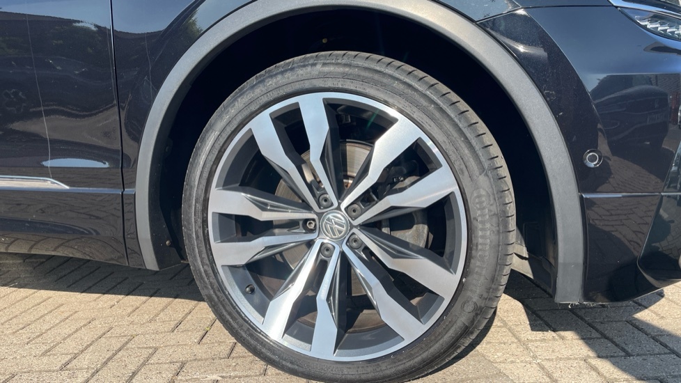 Volkswagen Tiguan R-line Tech Black #5