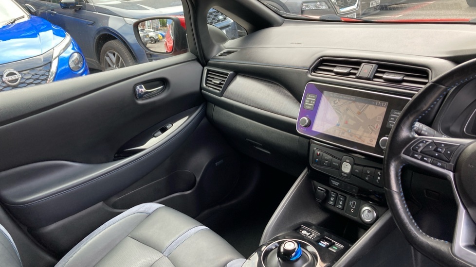 Nissan Leaf 110Kw N-connecta 40Kwh Black #14