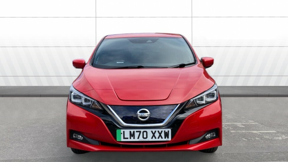 Nissan Leaf Tekna Red #3