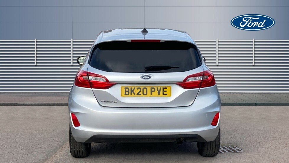Ford Fiesta Titanium Silver #6