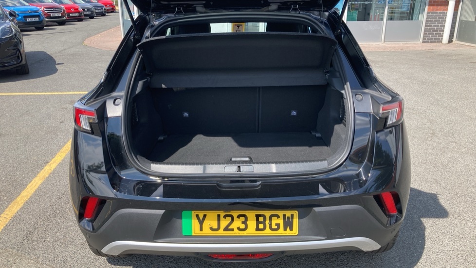 Vauxhall Mokka-e Ultimate Black #4